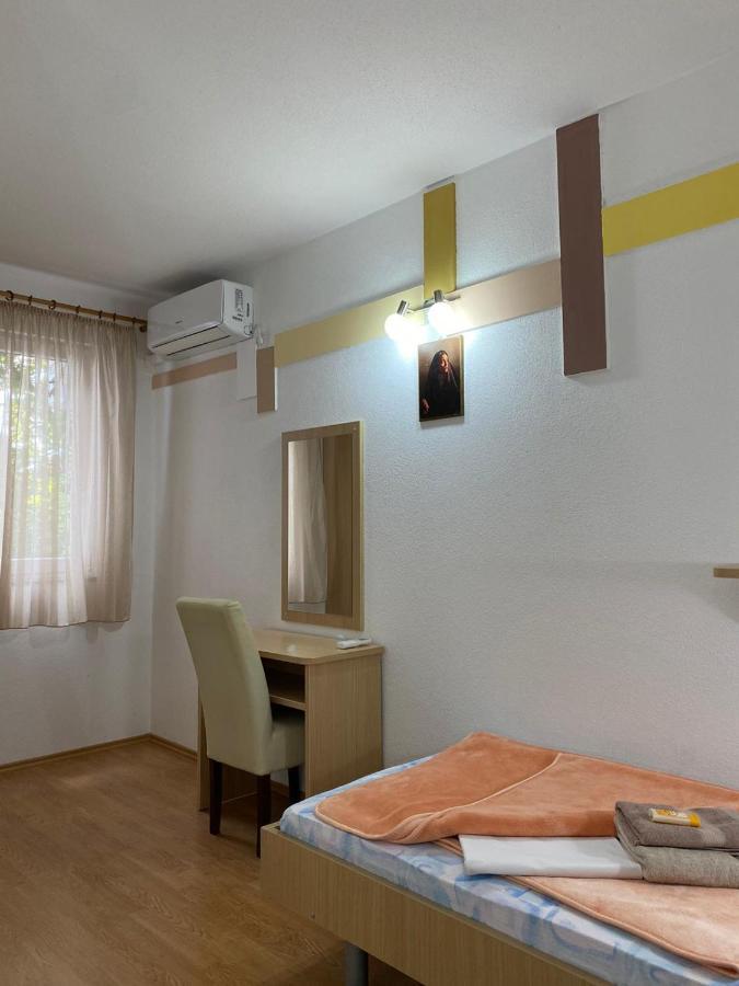 Pansion Lazine Hotel Medjugorje Luaran gambar