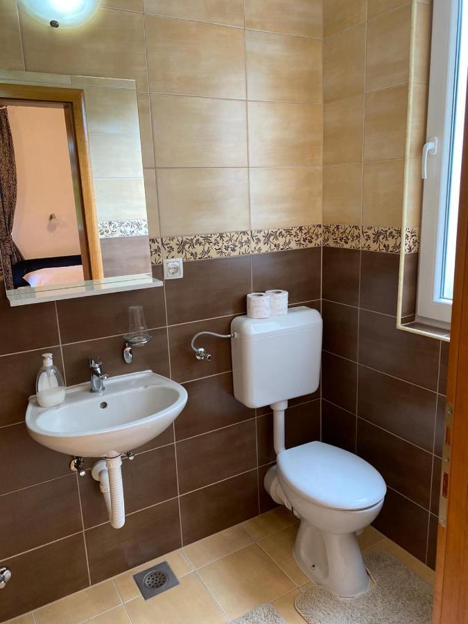 Pansion Lazine Hotel Medjugorje Luaran gambar